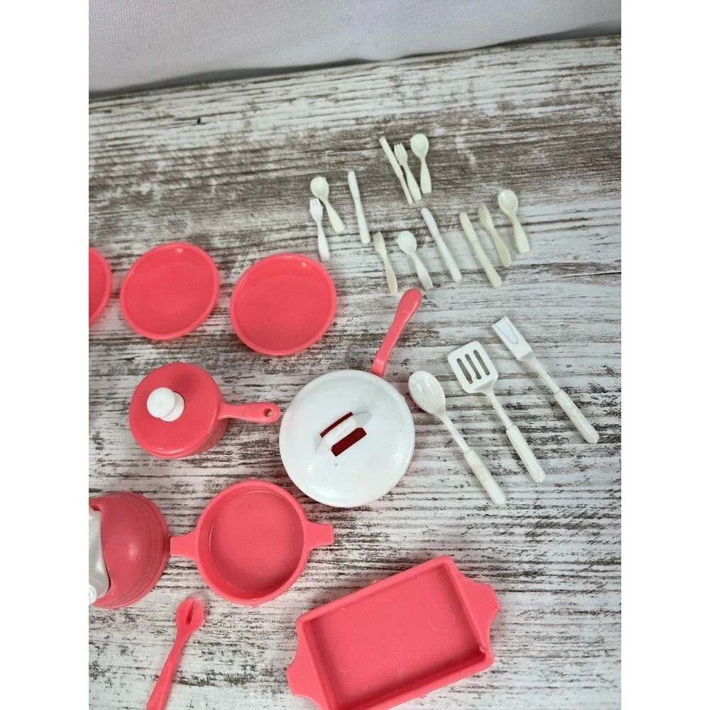 70s 80s Barbie Dream House Kitchen Dishes Pink White Mixed Lot Pans Pans Utensil